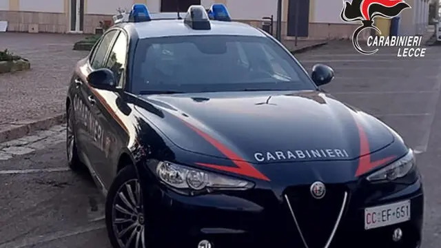 Auto carabinieri Lecce generica