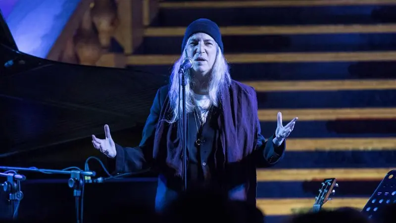 Patti Smith nella chiesa di San Giuseppe - Foto New Reporter Nicoli © www.giornaledibrescia.it