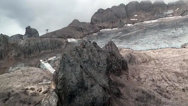 FRAME DA VIDEO - Marmolada, ghiacciaio "destinato a scomparire"