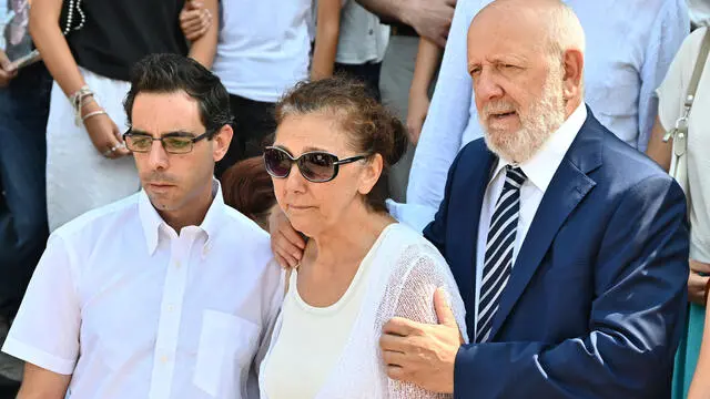 Sharon’s boyfriend and Sharon’s parents during the funeral of Sharon Verzeni, the 33-year-old woman killed on the night between Monday and Tuesday while walking in Terno d’Isola. Bottanuco, Italy, 3 August 2024. ANSA/MICHELE MARAVIGLIA