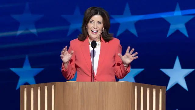 epa11555909 Governor of New York Kathy Hochul speaks during the opening night of the Democratic National Convention (DNC) at the United Center in Chicago, Illinois, USA, 19 August 2024. The 2024 Democratic National Convention is being held from 19 to 22 August 2024, during which delegates of the United States' Democratic Party will vote on the party's platform and ceremonially vote for the party's nominee for president, Vice President Kamala Harris, and for vice president, Governor Tim Walz of Minnesota, for the upcoming presidential election. EPA/MICHAEL REYNOLDS