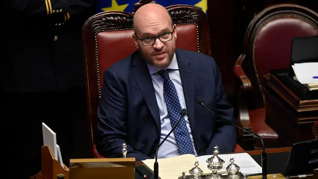 Il presidente della Camera, Lorenzo Fontana, durante il voto finale sul ddl infrastrutture alla Camera dei Deputati, Roma, 30 luglio 2024. ANSA/RICCARDO ANTIMIANI