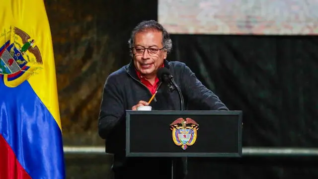 epa11492023 The president of Colombia, Gustavo Petro, speaks at the La SantamarÃa Bullring in Bogota, Colombia, 22 July 2024. The Colombian Government sanctioned the 'No more olé' law, which prohibits bullfighting in the country from 2027 and was approved by Congress last May, an initiative that, according to bullfighting defenders, will affect the economy and the employment of the people who make a living from the activity. EPA/Carlos Ortega