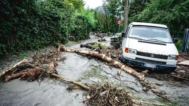Nubifragi in Piemonte, rii esondati e un torrente al limite nella frazione isolata di Combe in Val di Susa. Torino 05 settembre 2024 ANSA/TINO ROMANO