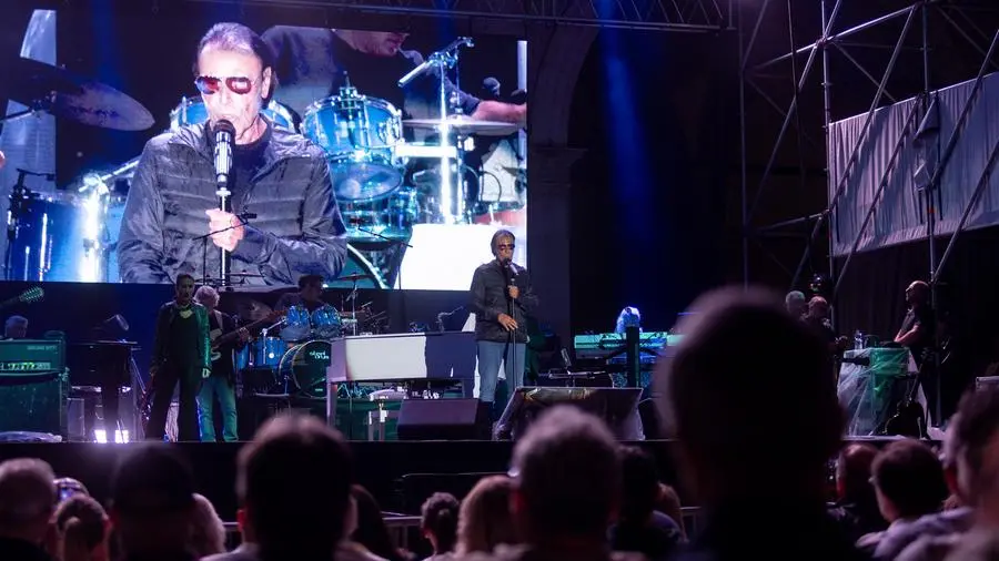 SPETTACOLI BRESCIA SUMMER MUSIC 2024 PIAZZA LOGGIA VENDITTI IN NOTTE PRIMA DEGLI ESAMI NELLA FOTO ANTONELLO VENDITTI 05-09-2024 marazzani@newreporter