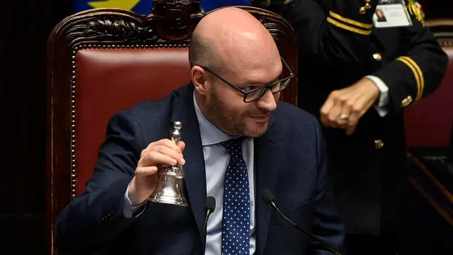 Il presidente della Camera, Lorenzo Fontana, durante il voto finale sul ddl infrastrutture alla Camera dei Deputati, Roma, 30 luglio 2024. ANSA/RICCARDO ANTIMIANI