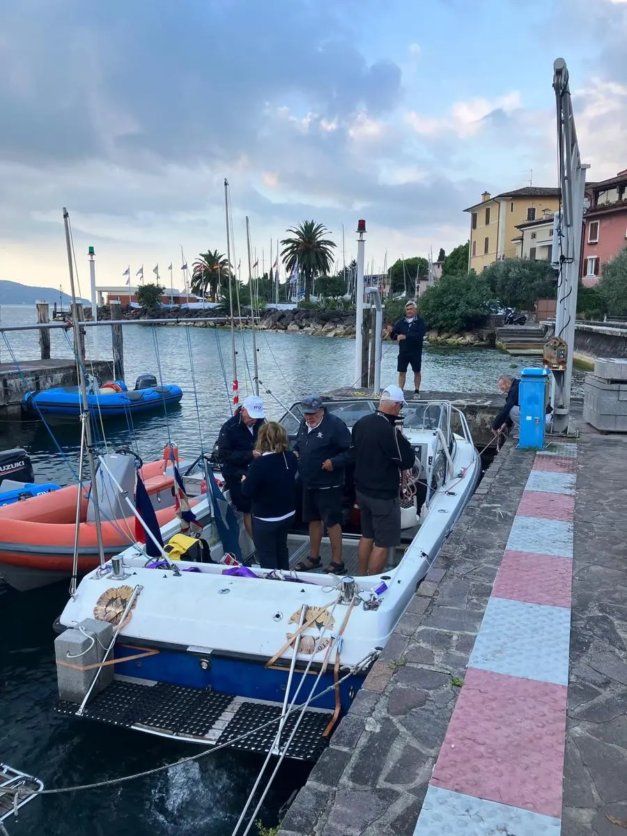 Centomiglia, la conferenza di Andrea Mura con i bambini della 100 Junior