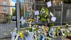 Il sindaco Matteo Lepore in via Piave a Bologna