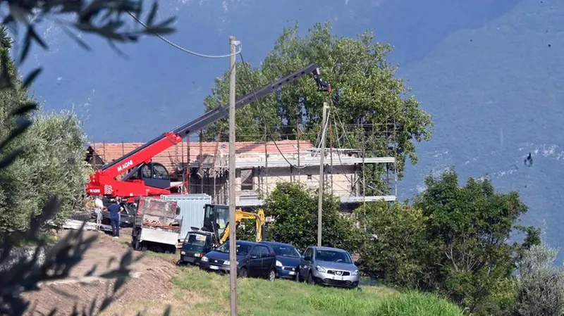 TREMOSINE INFORTUNIO MORTALE CANTIERE EDILE VIA DEL PORTO  REDAZIONE PROVINCIA 07-09-2024 GABRIELE STRADA NEW EDEN GROUP 