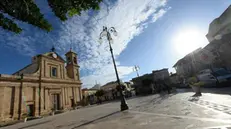 Un'immagine di Piazza Vittorio Emanuele a Santa Croce Camerina (Ragusa), 5 dicembre 2014. ANSA/ CIRO FUSCO