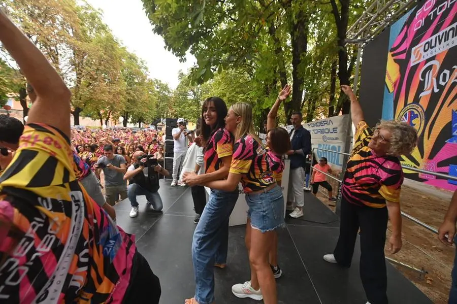 La Zebra Run a Brescia con Ambra Angiolini e Giovanni De Gennaro