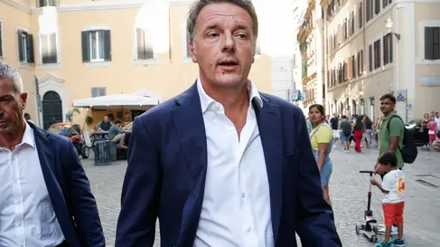 Matteo Renzi al Tempio di Adriano durante intervista di Claudio Cerasa, Roma, 5 Settembre 2024. ANSA/GIUSEPPE LAMI