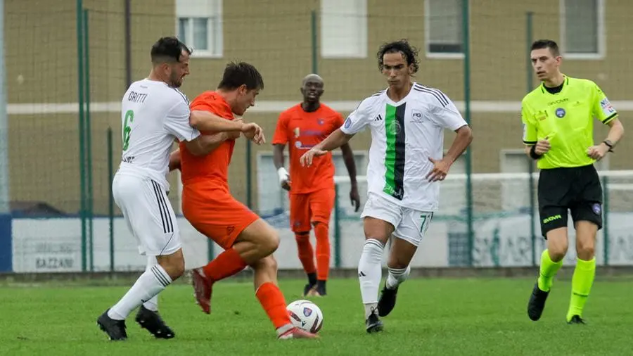 Serie D: Ospitaletto-Castellanzese 2-0