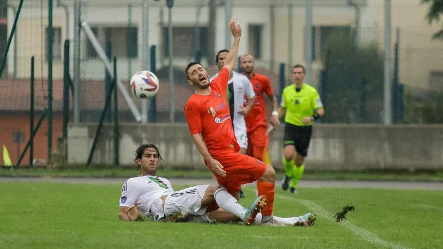 Serie D: Ospitaletto-Castellanzese 2-0