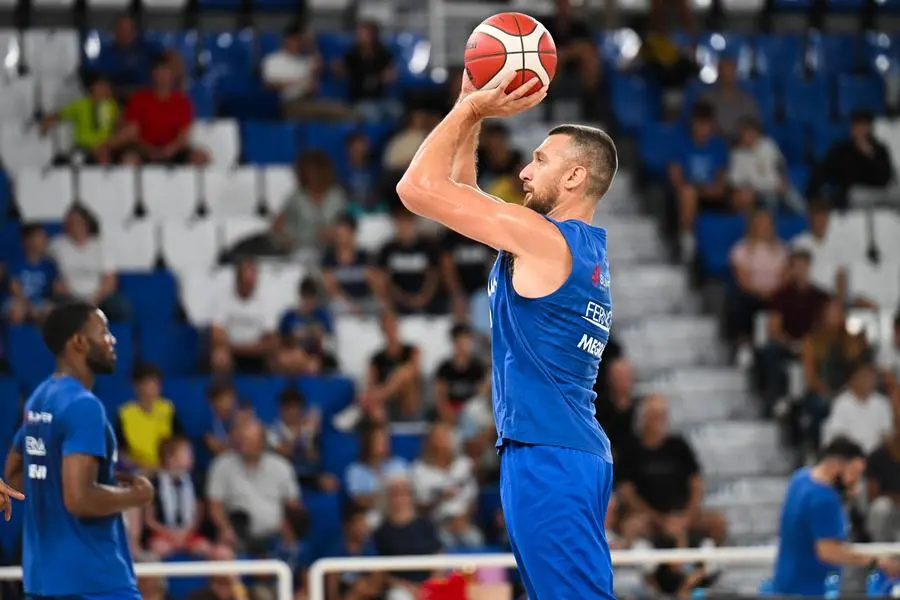 Basket. primo allenamento a porte aperte per la Germani