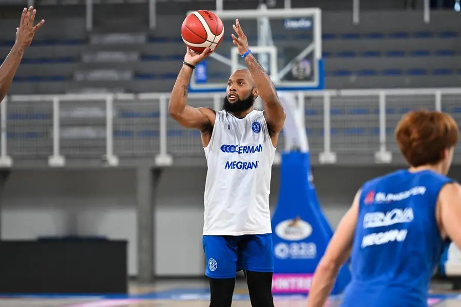 Basket. primo allenamento a porte aperte per la Germani