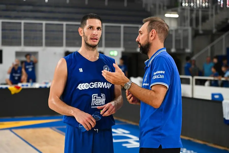 Basket. primo allenamento a porte aperte per la Germani