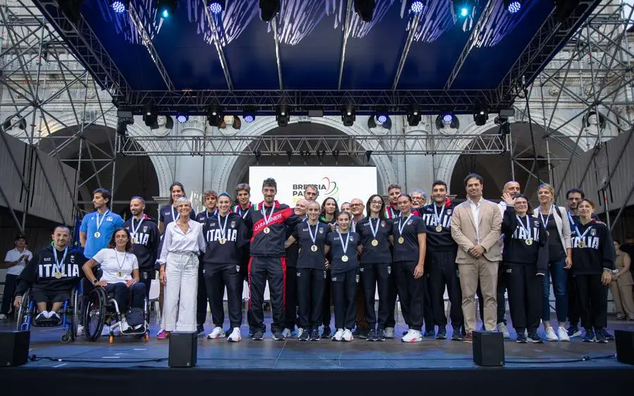 La festa in piazza Loggia per i campioni di Parigi 2024