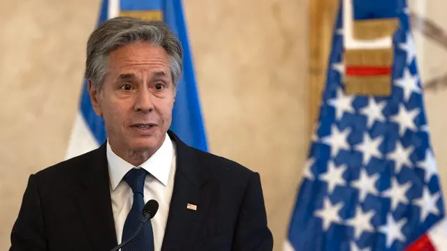 epa11589983 US Secretary of State Anthony Blinken speaks during a news conference after a meeting with the President of Dominican Republic Luis Abinader (out of frame) in the National Palace in Santo Domingo, Dominican Republic, 06 September 2024. Blinken is going to hold encounters with the re-elected president to speak about matters as security and the necessity of normalizing the relations between Santo Domingo and Port-Au-Prince. EPA/ORLANDO BARRIA