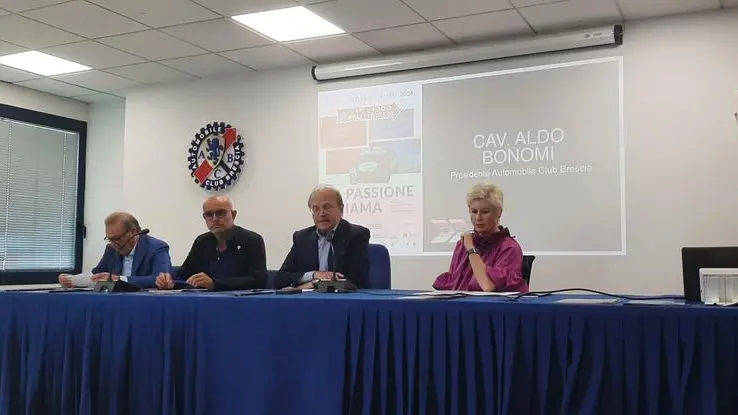 Un momento della presentazione - © www.giornaledibrescia.it