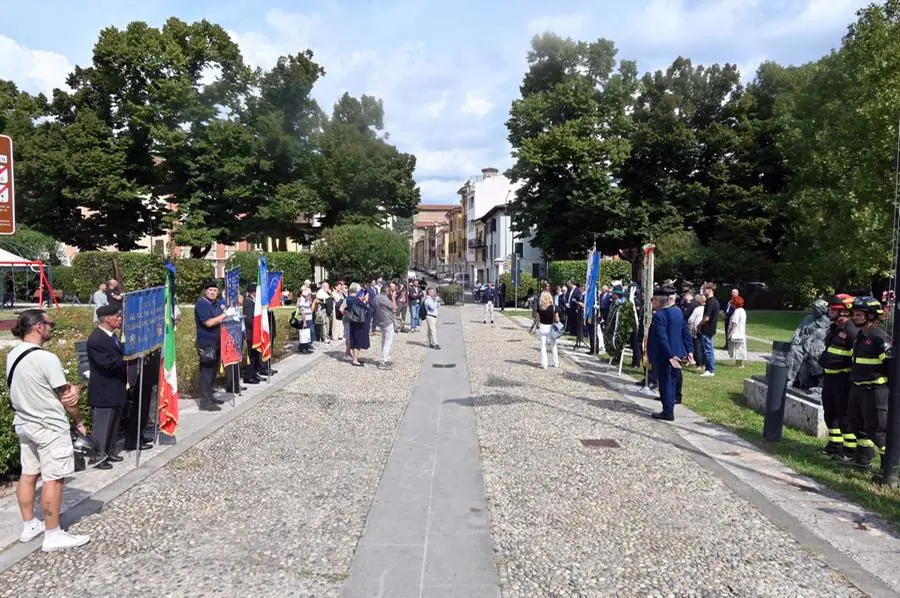 Brescia ricorda le vittime del crollo delle Torri Gemelle