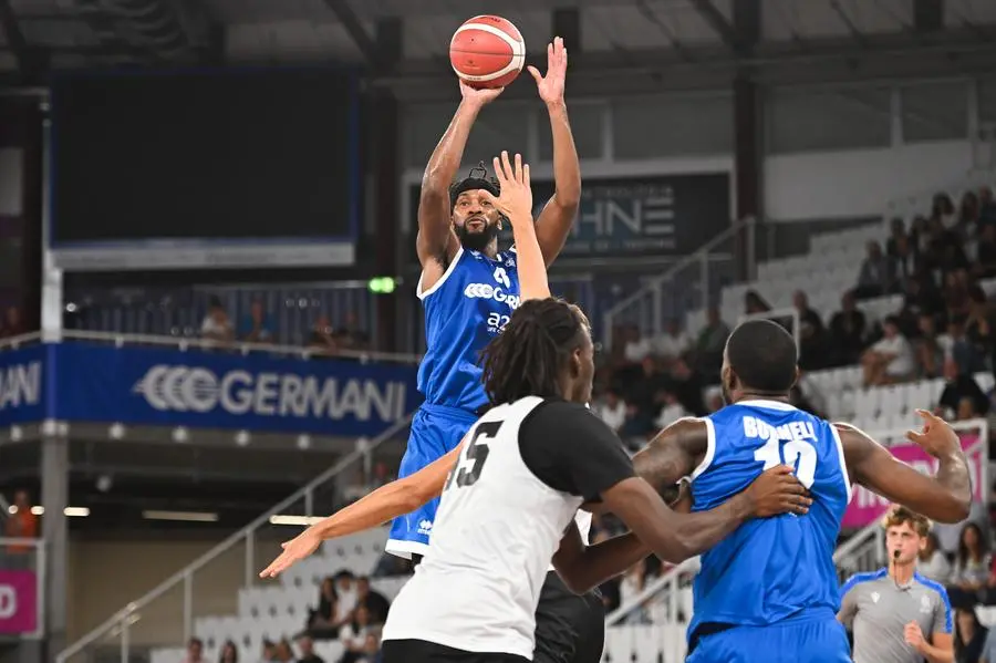 SPORT BASKET BRESCIA Trofeo Ferrari Germani Pallacanestro Brescia Segafredo Virtus Bologna NELLA FOTO Demetre  Rivers 11-09-2024 Checchi@newreporter