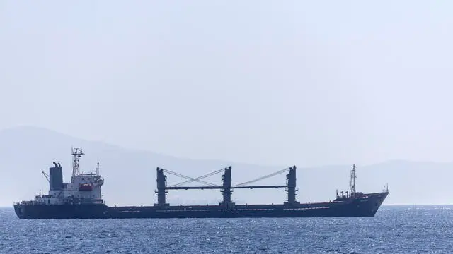 epa10880604 Palau-flagged bulk carrier Aroyat anchored on Marmara Sea for inspection in Istanbul, Turkey, 24 September 2023. Two months after Russia left the grain deal, a second wheat-loaded ship from Ukraine arrived in Turkey. The ship Aroyat reached Istanbul's Marmara Sea via the southern Bosphorus exit on Sunday morning carrying 17,600 tons of wheat bound for Egypt. EPA/ERDEM SAHIN