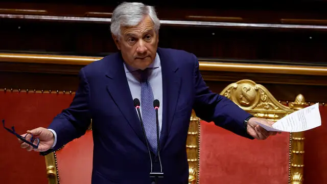 Il ministro degli Affari Esteri, Antonio Tajani durante il question time al Senato, Roma 12 settembre 2024. ANSA/FABIO FRUSTACI