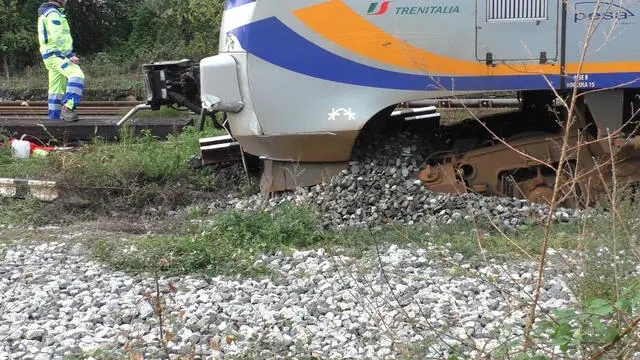 Un treno deragliato - Foto di repertorio