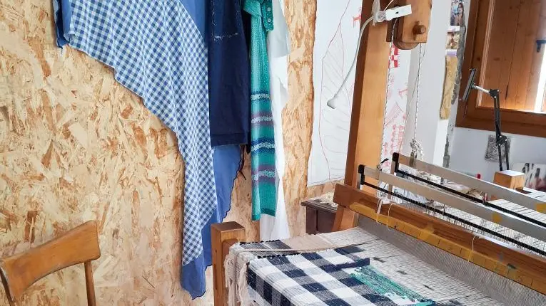 Il telaio di Francesca Martinazzi © www.giornaledibrescia.it