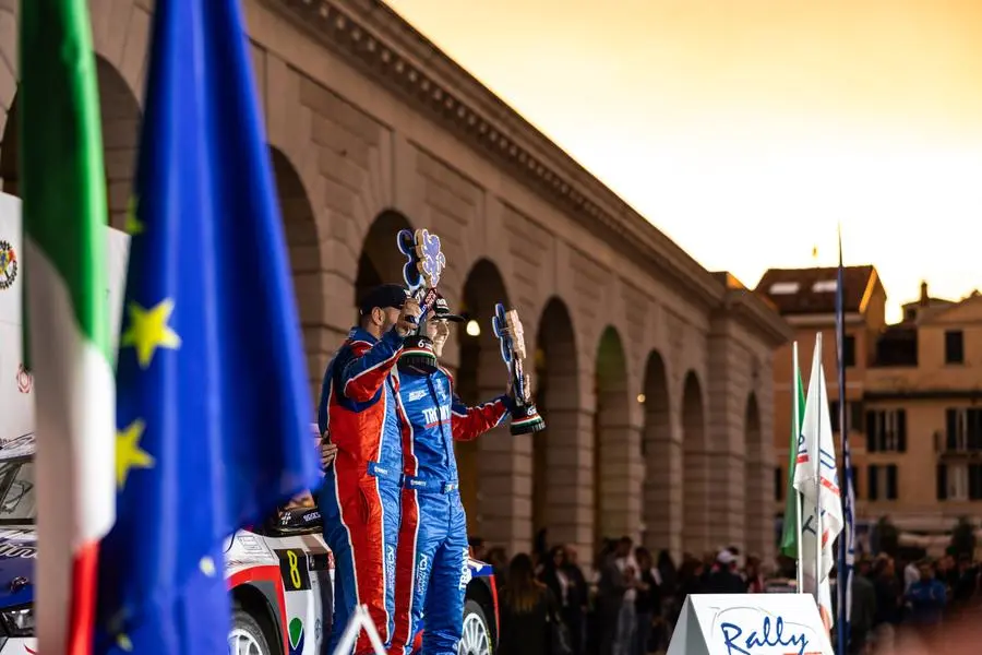 Rally Mille Miglia, vittoria di Crugnola e Ometto