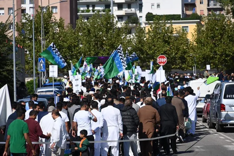 La processione per il Natale islamico