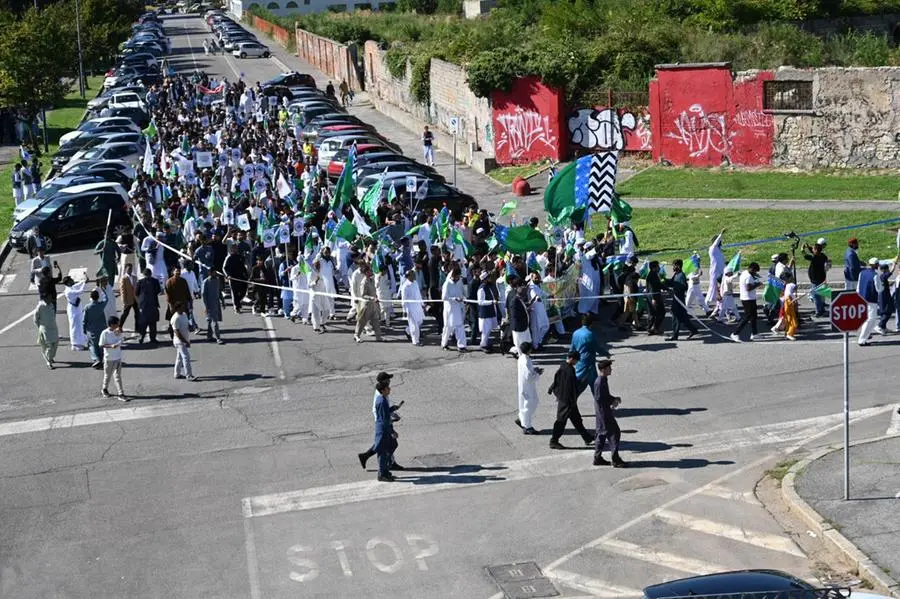 La processione per il Natale islamico