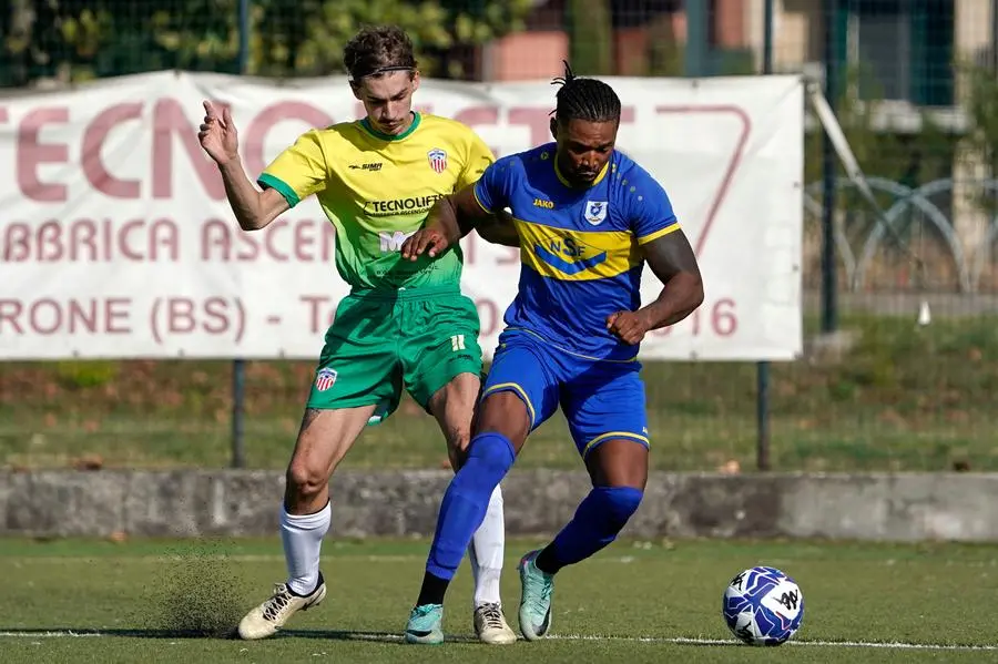 PRIMA CATEGORIA CALCIO BRESCIA MONTIRONE - PAITONE NELLA FOTO RROKU E KANAZUE    15-09-2024 perteghella@newreporter