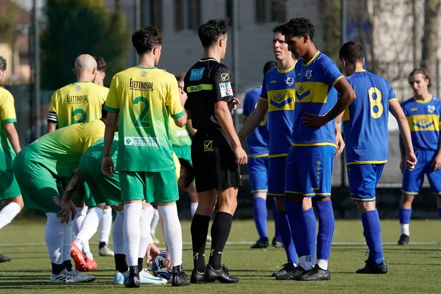 PRIMA CATEGORIA CALCIO BRESCIA MONTIRONE - PAITONE NELLA FOTO    15-09-2024 perteghella@newreporter