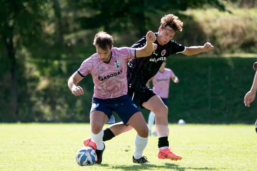 SPORT CALCIO VOBARNO PROMOZIONE VOBARNO PAVONESE NELLA FOTO BOSCHIROLI DEL VOBARNO E BETTEGAZZI DELLA PAVONESE 15-09-2024 PIERPAOLO PAPETTI AGENZIA NEWREPORTER