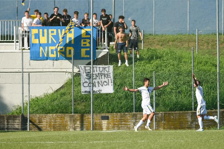 CALCIO ECCELLENZA GIRONE C CAZZAGO BORNATO CALCIO VS  ATELITICO CASTEGNATO  NELLA FOTO  ESULTANZA CAZZAGO 15-09-2024 zanardini@newreporter