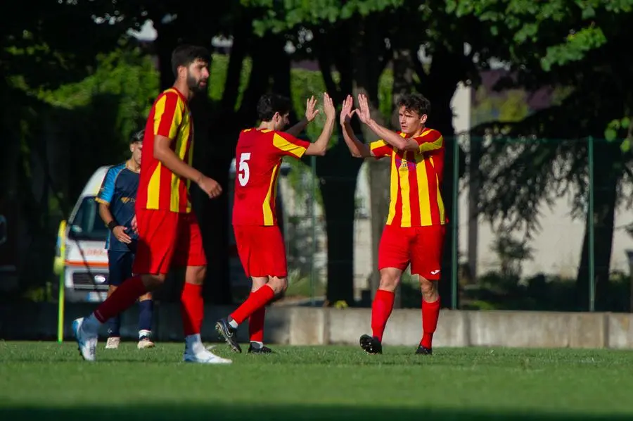 Sport Calcio Chiari Prima Categoria  Chiari - Castrezzato nella foto esultanza chiari 15/09/2024 mazzocchi@newreporter