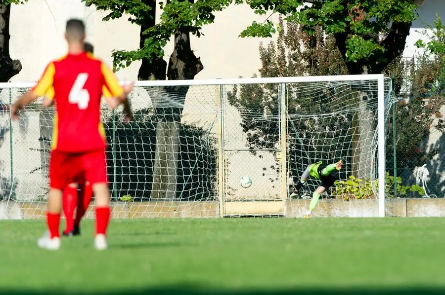 Sport Calcio Chiari Prima Categoria  Chiari - Castrezzato nella foto goal del chiari 15/09/2024 mazzocchi@newreporter