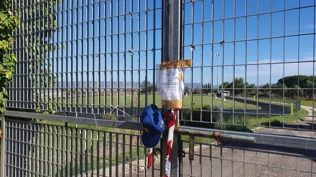 Bambino morto ieri travolto da una porta di calcio a Ozieri.