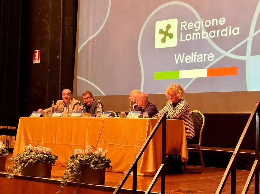 L'assessore Bertolaso a Desenzano del Garda