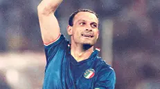 Il goleador Totò Schillaci con la maglia della Nazionale