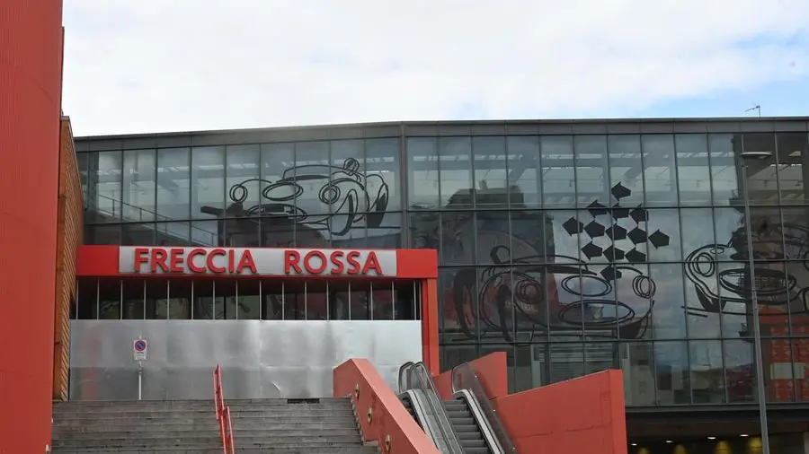 Freccia Rossa, ingressi sbarrati per evitare bivacchi dei senzatetto ...