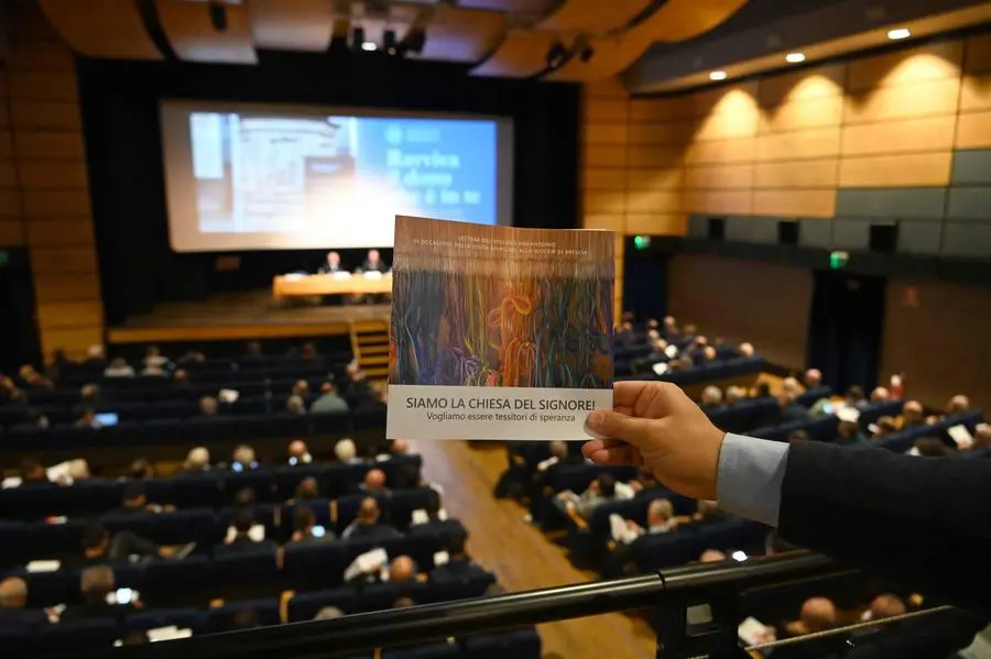 L'intervento di mons. Pierantonio Tremolada al convegno del clero