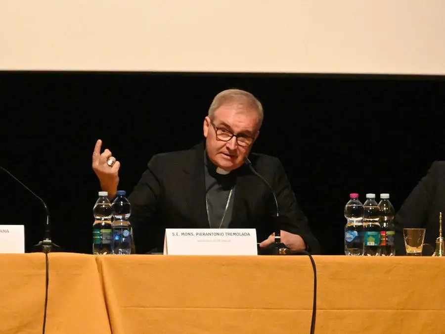 L'intervento di mons. Pierantonio Tremolada al convegno del clero