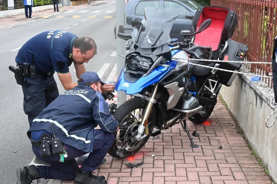 Incidente a Sirmione, morto un motociclista 66enne