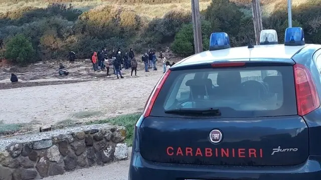 Migranti sbarcati a Sant'Antioco