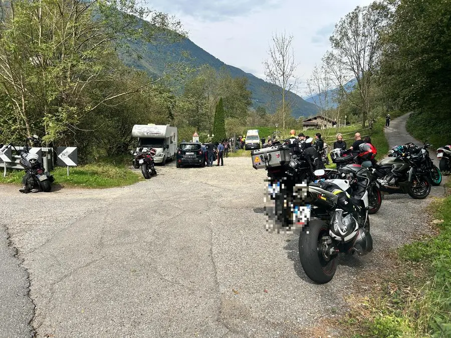 Incidente in moto a Berzo Demo, arriva l'eliambulanza