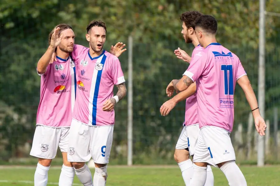 SPORT CALCIO PRIMA CATEGORIA LA SPORTIVA OME BORGOSATOLLO nella foto ESULTANZA GOL LODA 1-0 22-09-2024 pasquali@newreporter