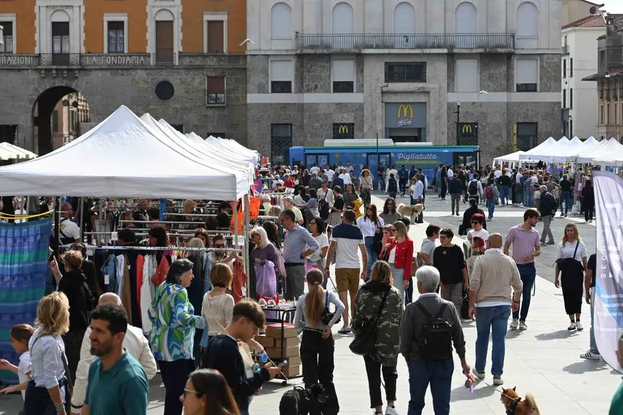 La domenica ecologica in centro a Brescia